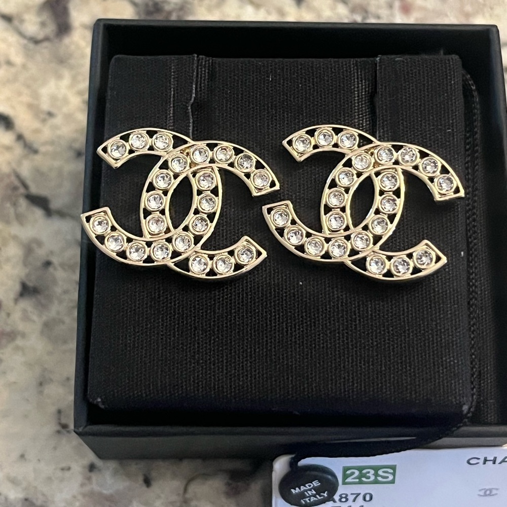 Chanel gemstones large cc earrings